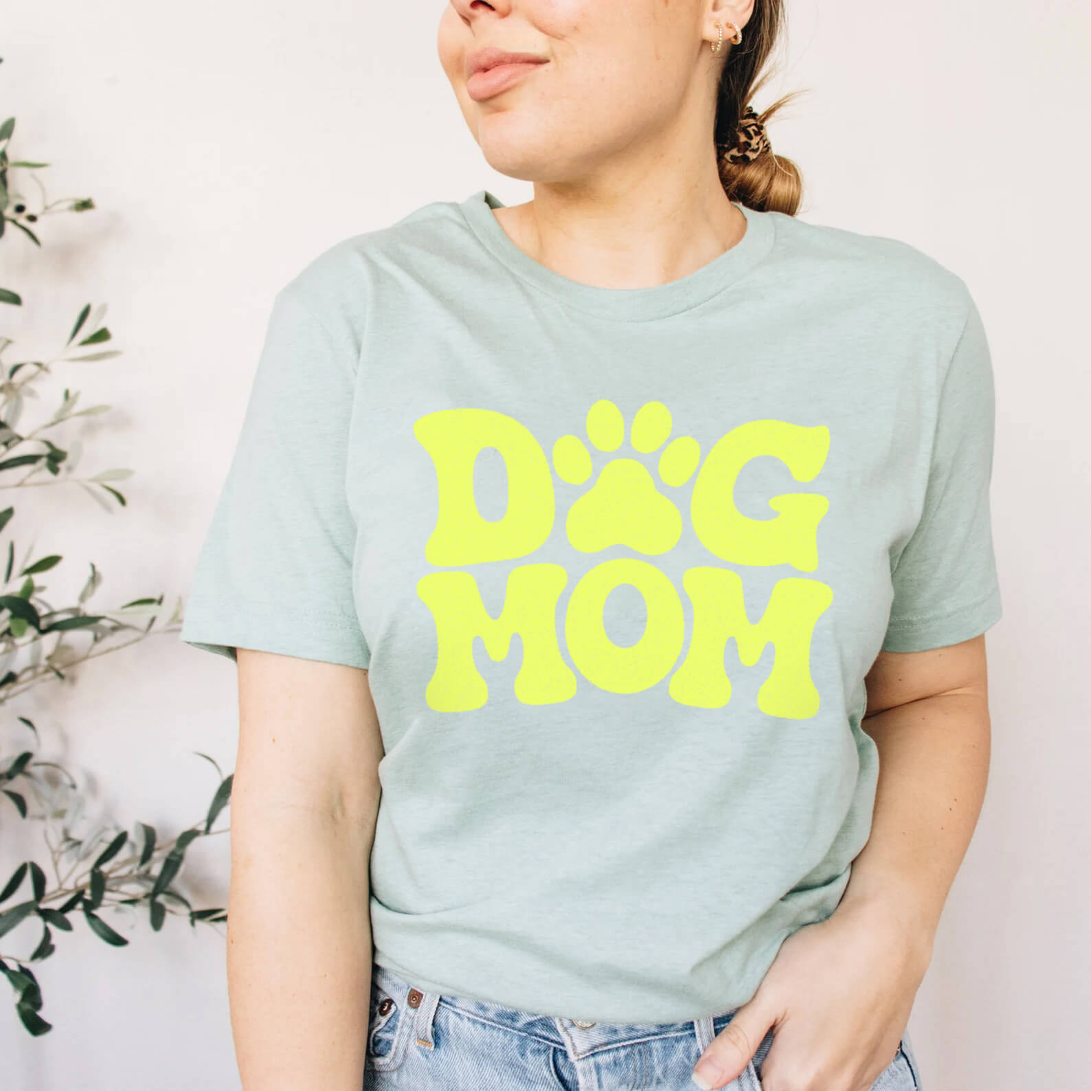 Dog Mom T-Shirt